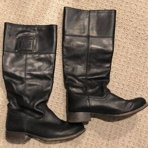 Well loved Black Melissa Frye Boots 7B 4015 F11